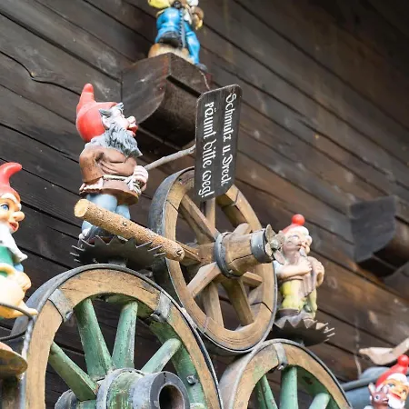 Sonnrasthuette * Untergaimberg