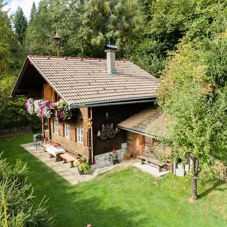 Sonnrasthuette Ferienhaus *