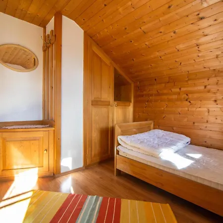 Sonnrasthuette Ferienhaus *